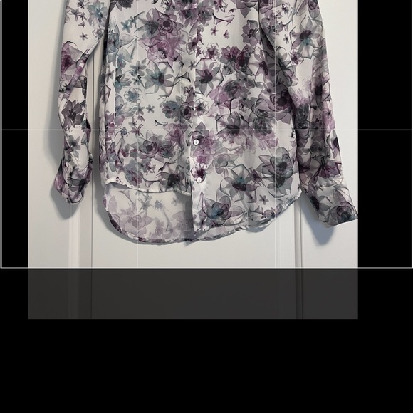 H&M size 2 floral blouse - Picture 2 of 2